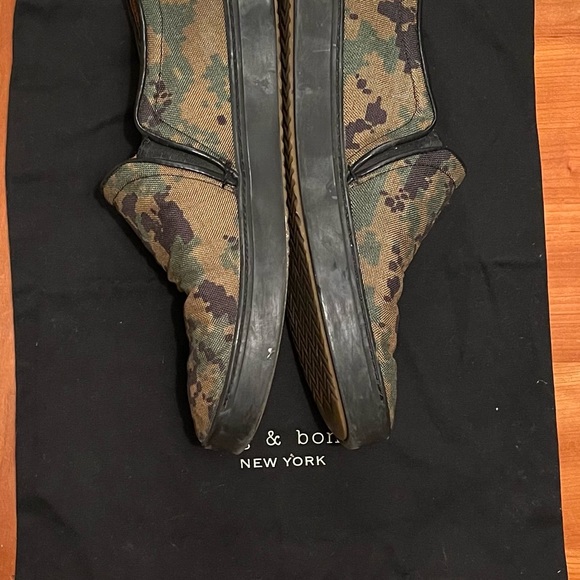 Rag & Bone Camo Men’s Sneakers, size 8.5, Made in Portugal - Picture 2 of 3